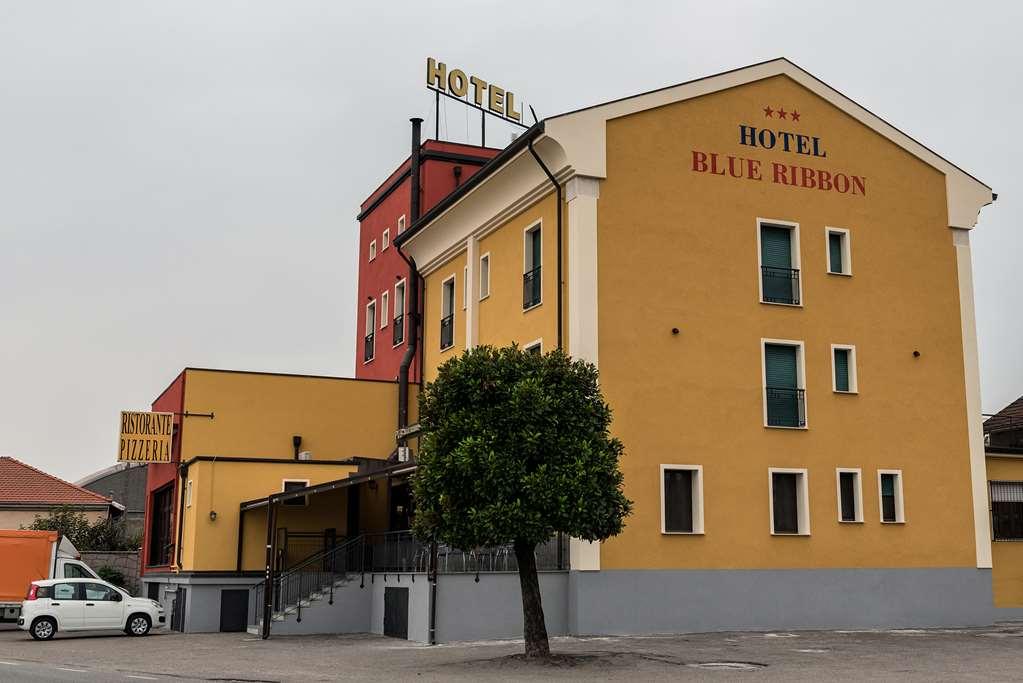 Hotel Blue Ribbon Vercelli Luaran gambar